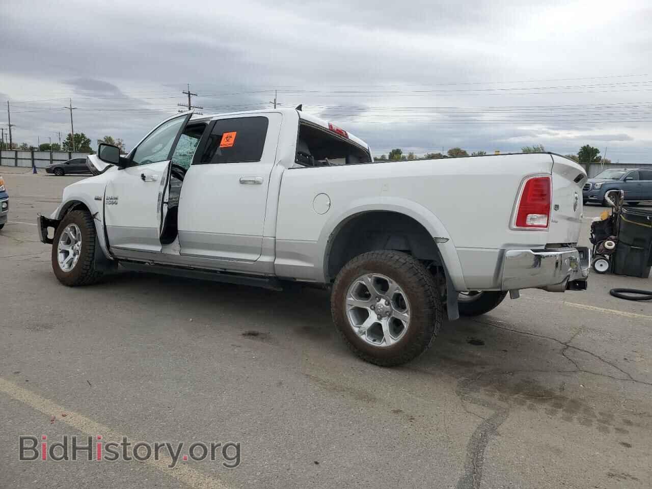 2017 RAM 1500 - VIN: 1C6RR7VT9HS774053 - Фото 2