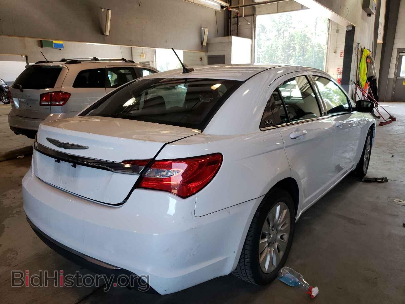 2014 CHRYSLER 200 - VIN: 1C3CCBAB6EN123932 - Фото 4