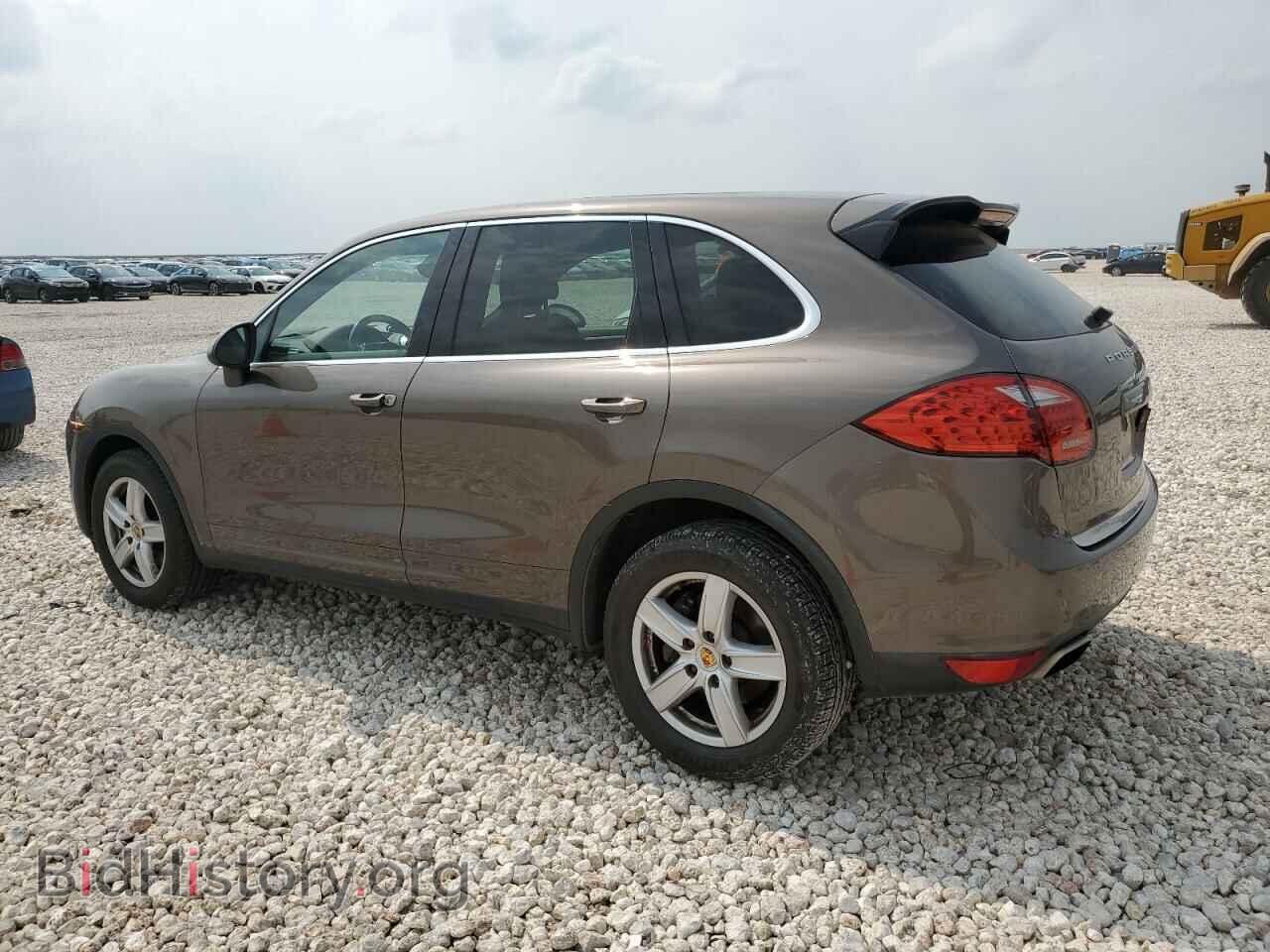 2011 PORSCHE CAYENNE - VIN: WP1AA2A25BLA08950 - Фото 2