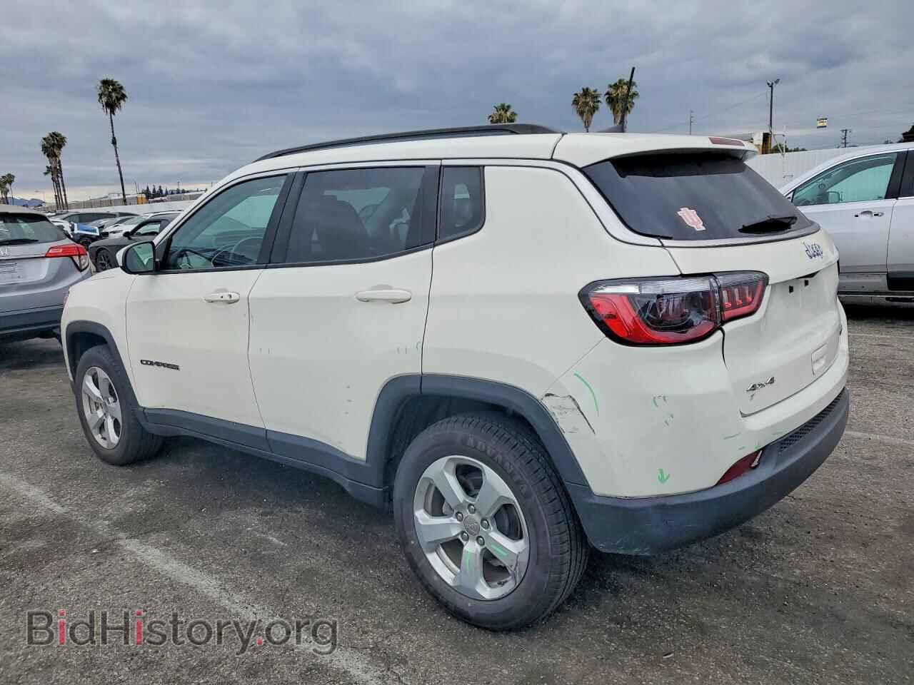2019 JEEP COMPASS - VIN: 3C4NJDBB7KT597629 - Фото 2