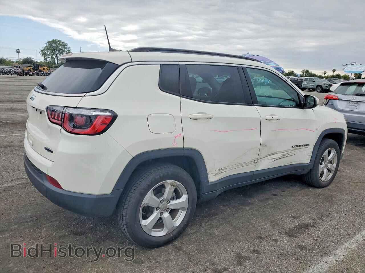 2019 JEEP COMPASS - VIN: 3C4NJDBB7KT597629 - Фото 3