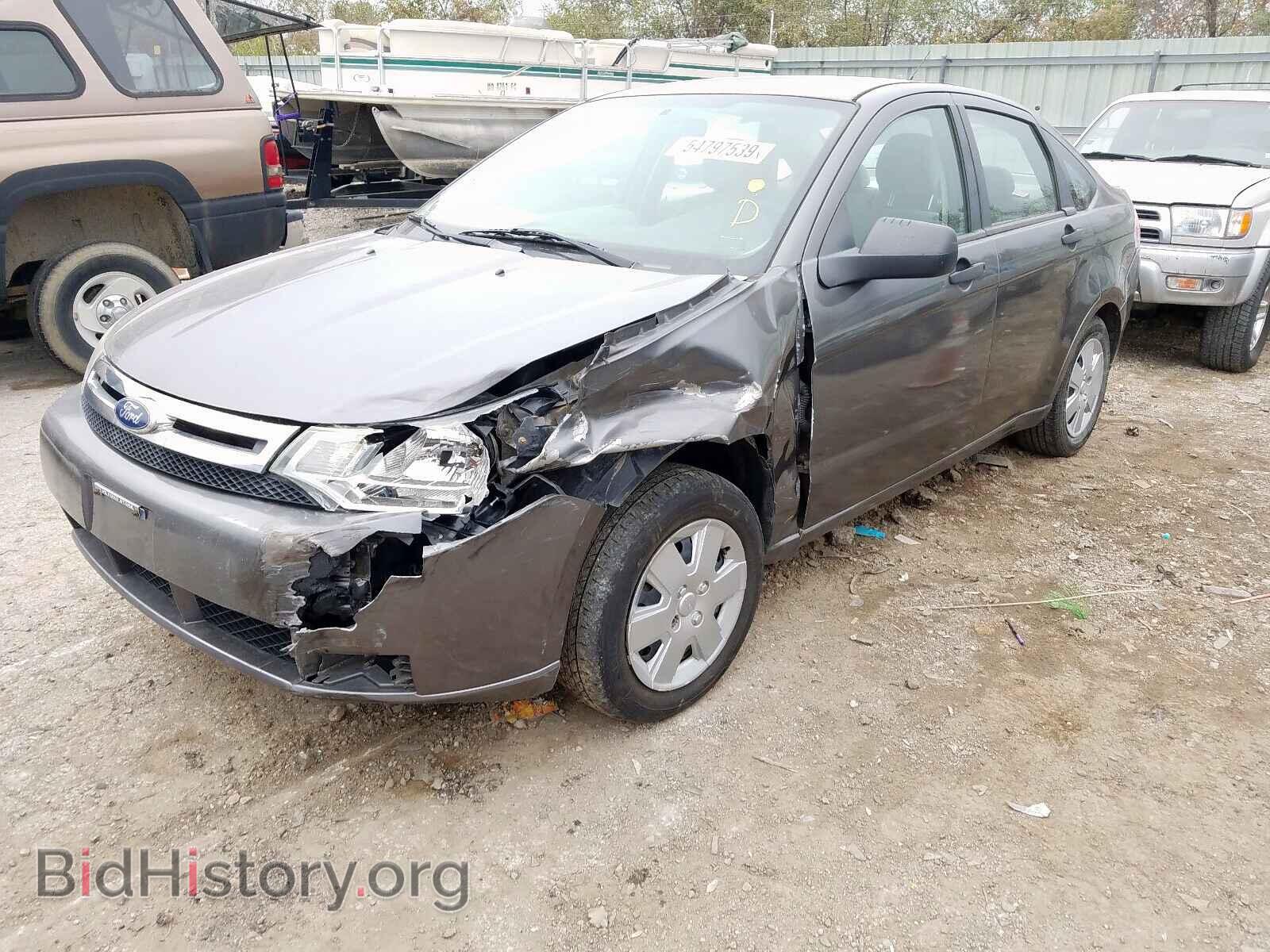 2010 FORD FOCUS - VIN: 1FAHP3EN5AW263061 - Фото 2