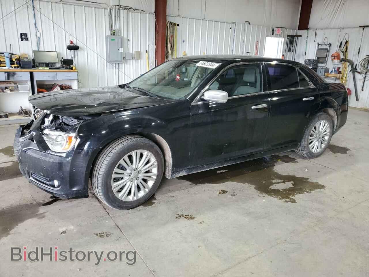 Фотография 2C3CCAST3CH241962 - CHRYSLER 300 2012