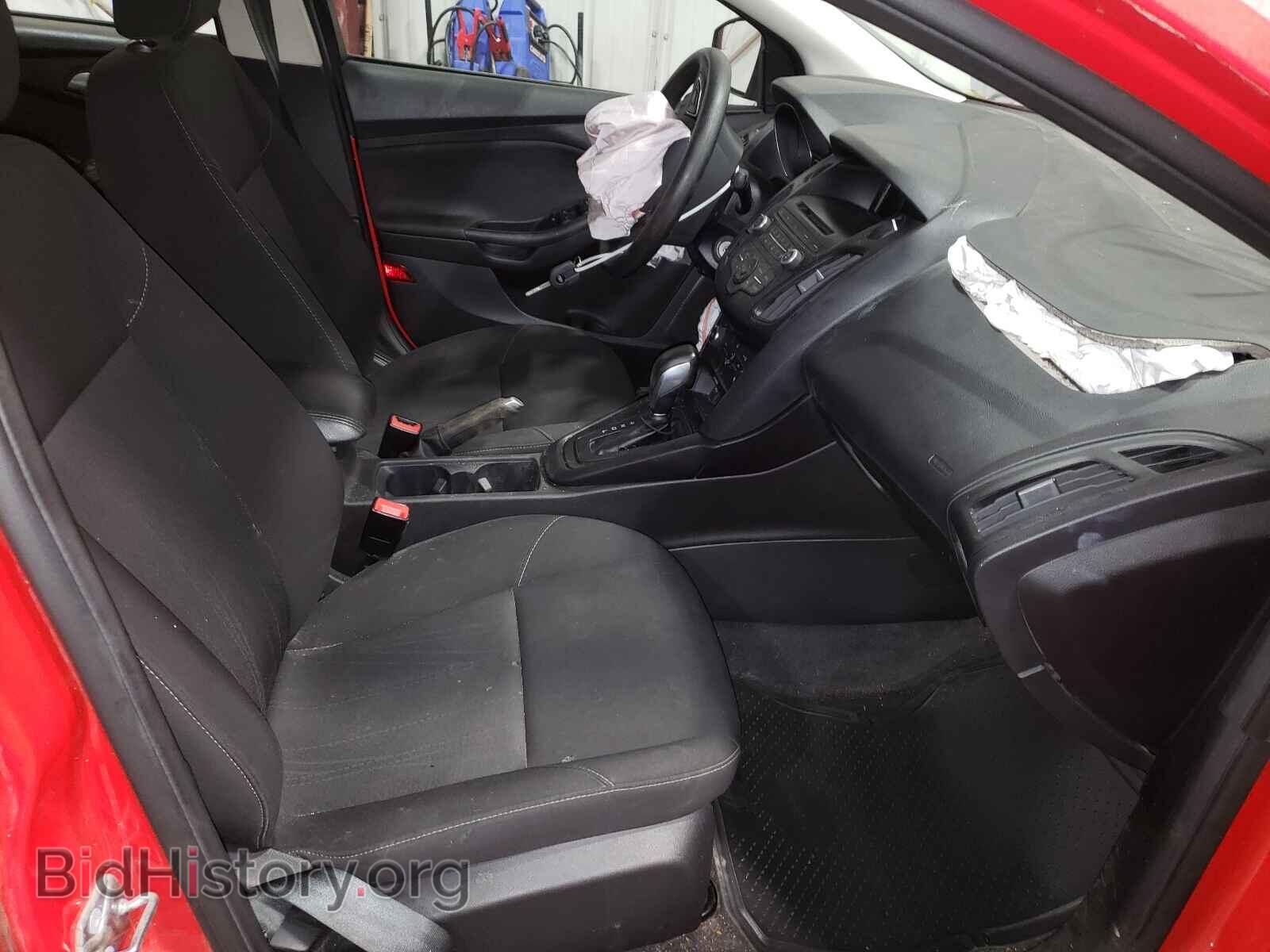 2017 FORD FOCUS - VIN: 1FADP3F2XHL215568 - Photo 5