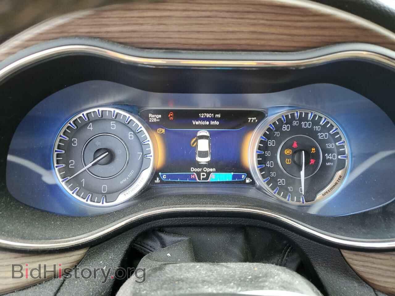 2015 CHRYSLER 200 - VIN: 1C3CCDCB2FN548763 - Фото 9