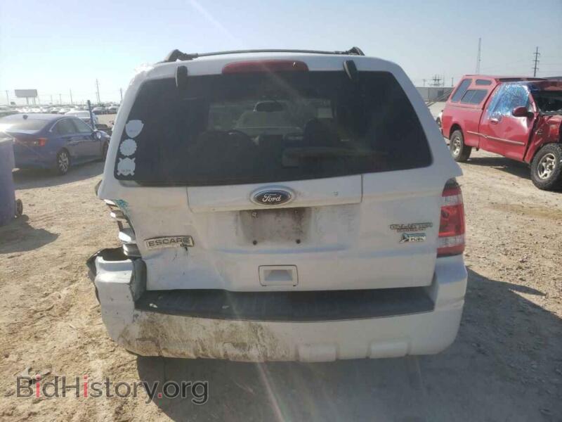 2010 Ford ESCAPE (VIN 1FMCU0DG8AKB66874) — photo 6 of 12