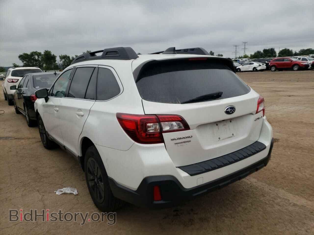 2019 SUBARU OUTBACK - VIN: 4S4BSAFC0K3223601 - Фото 3