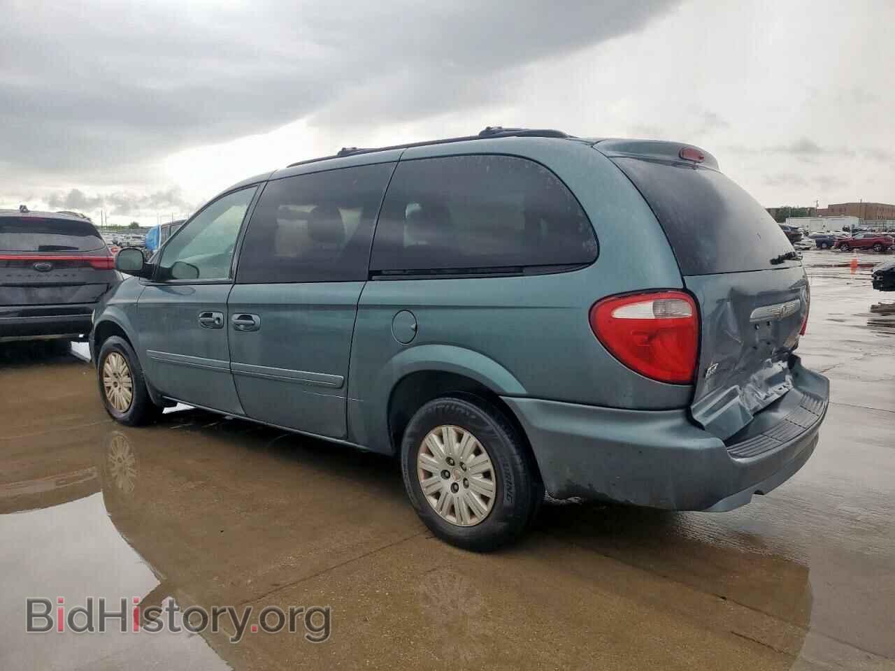 2007 CHRYSLER MINIVAN - VIN: 2A8GP44RX7R235198 - Фото 2