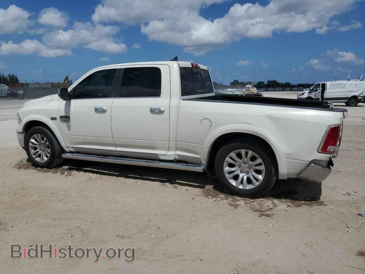 2018 RAM 1500 - VIN: 1C6RR6WT3JS195543 - Фото 2
