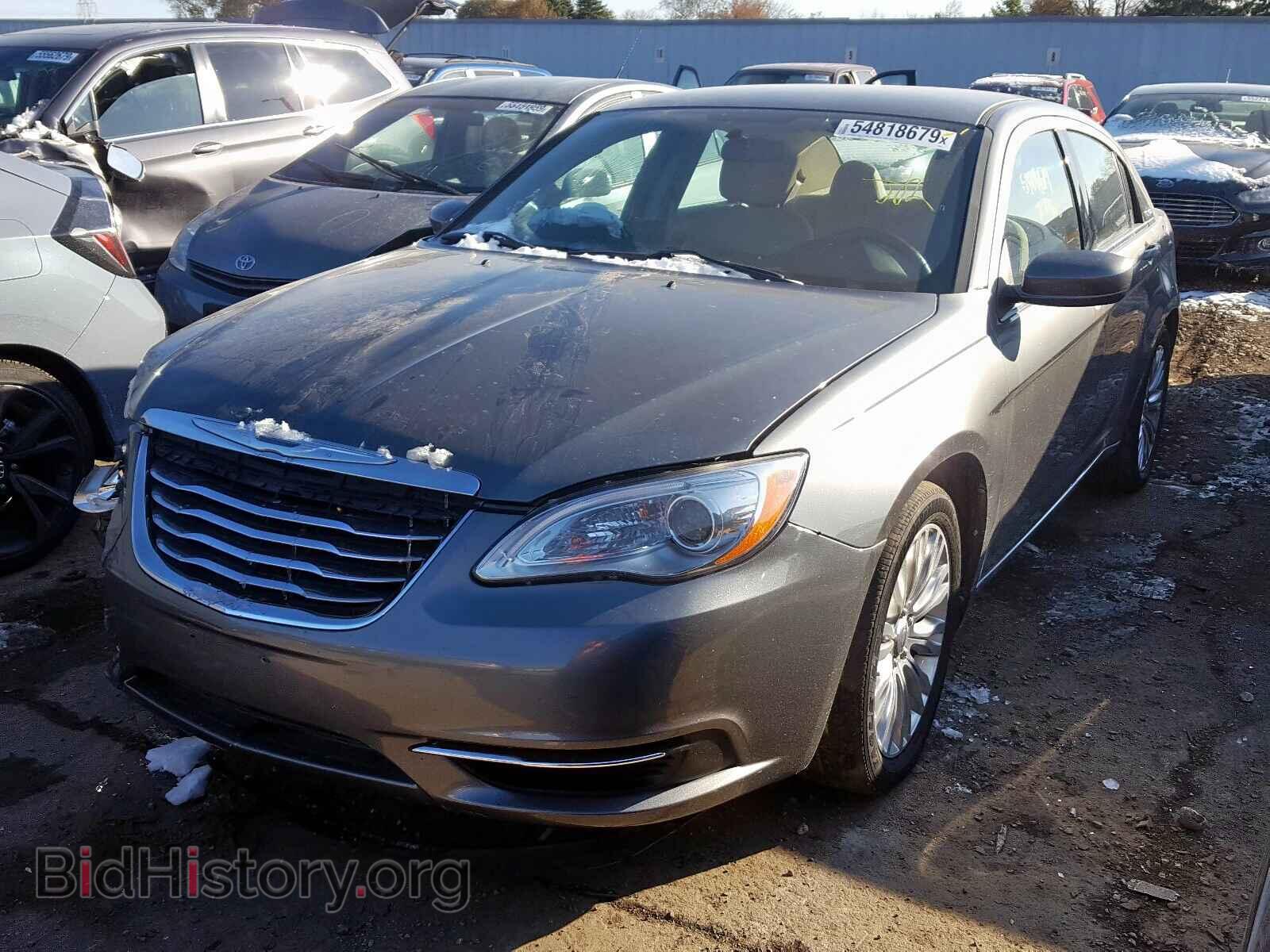 2012 CHRYSLER 200 - VIN: 1C3CCBAB7CN149596 - Фото 2