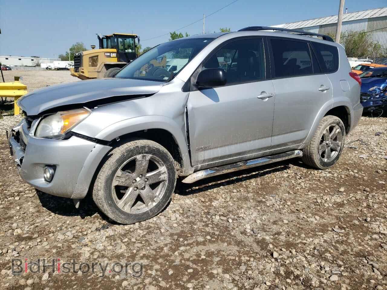 Фотография 2T3WF4DV7BW062368 - TOYOTA RAV4 2011