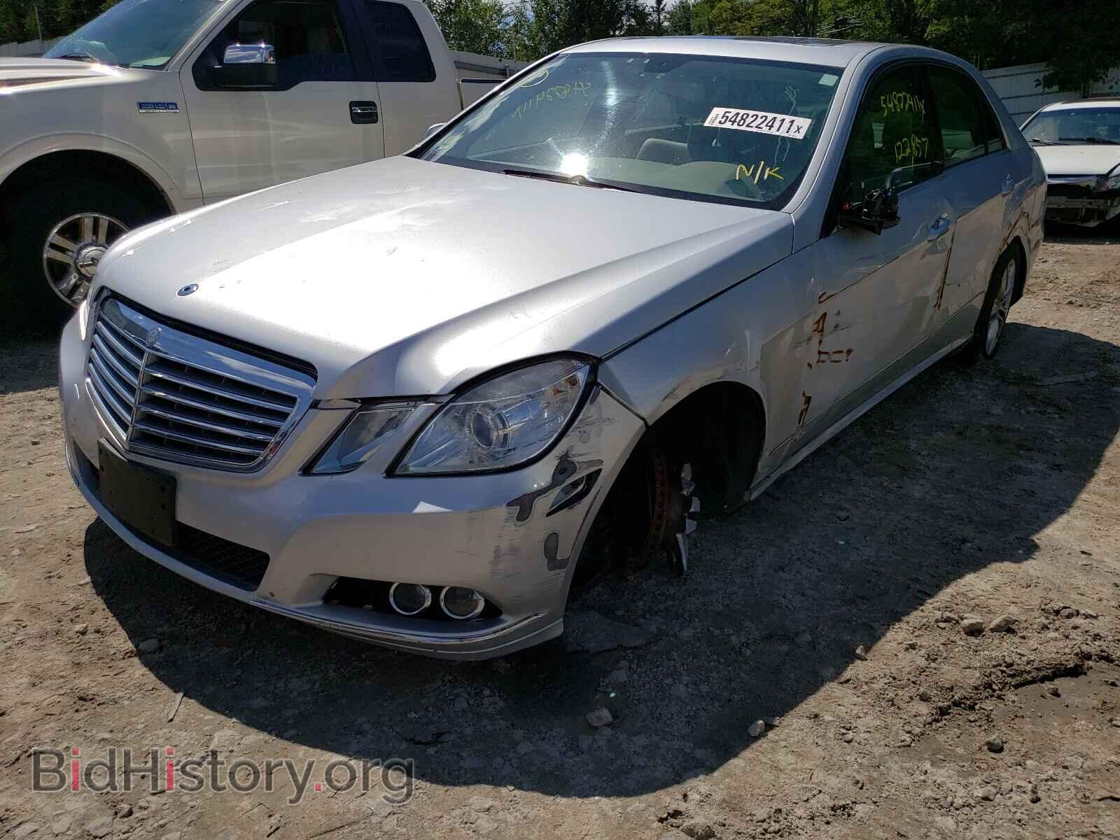 2011 MERCEDES-BENZ E-CLASS - VIN: WDDHF8HB8BA379712 - Фото 2