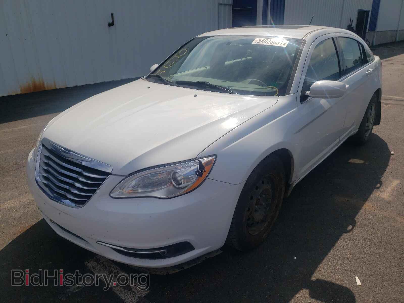 2012 CHRYSLER 200 - VIN: 1C3CCBBG9CN239701 - Фото 2
