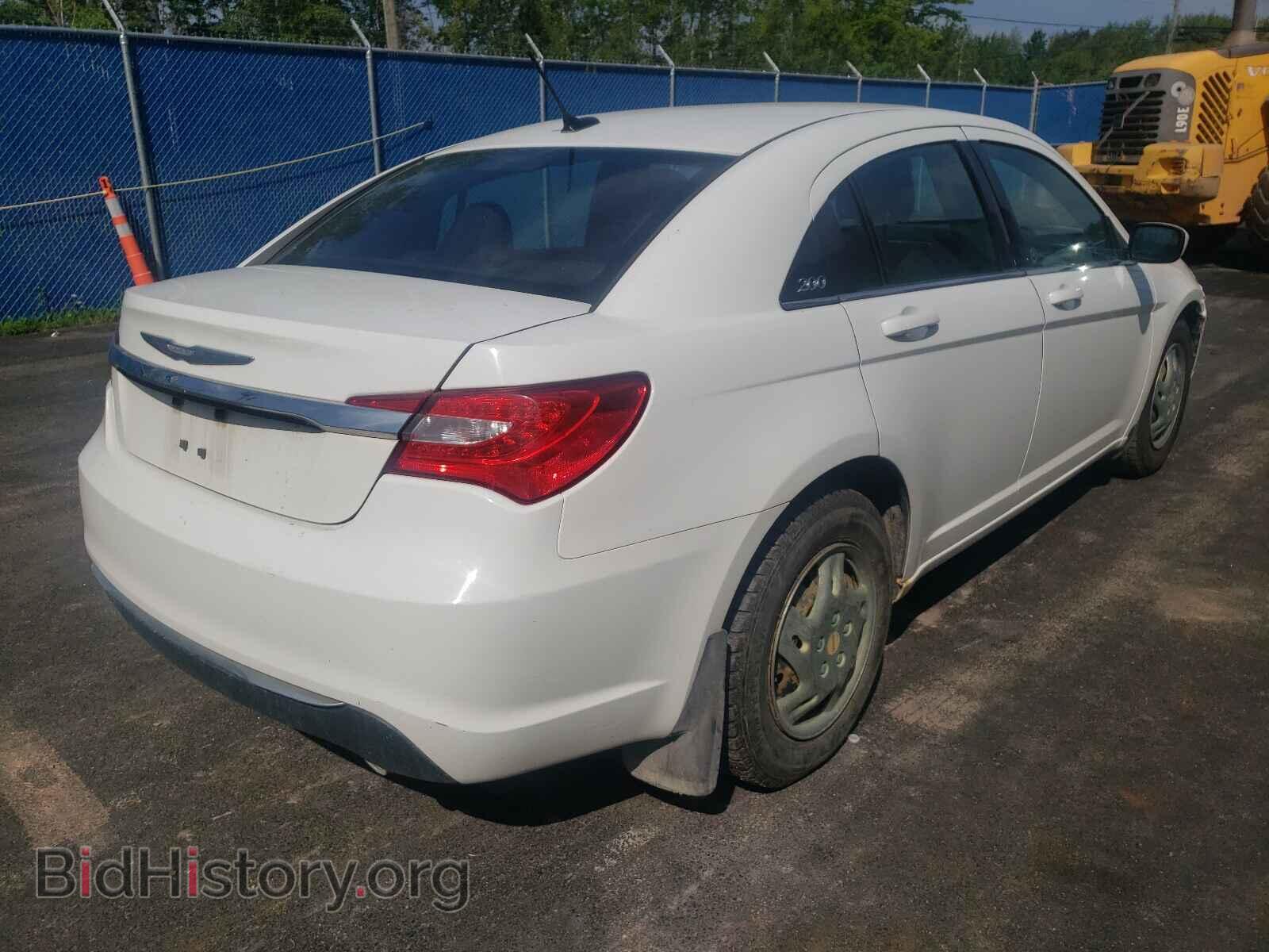 2012 CHRYSLER 200 - VIN: 1C3CCBBG9CN239701 - Фото 4