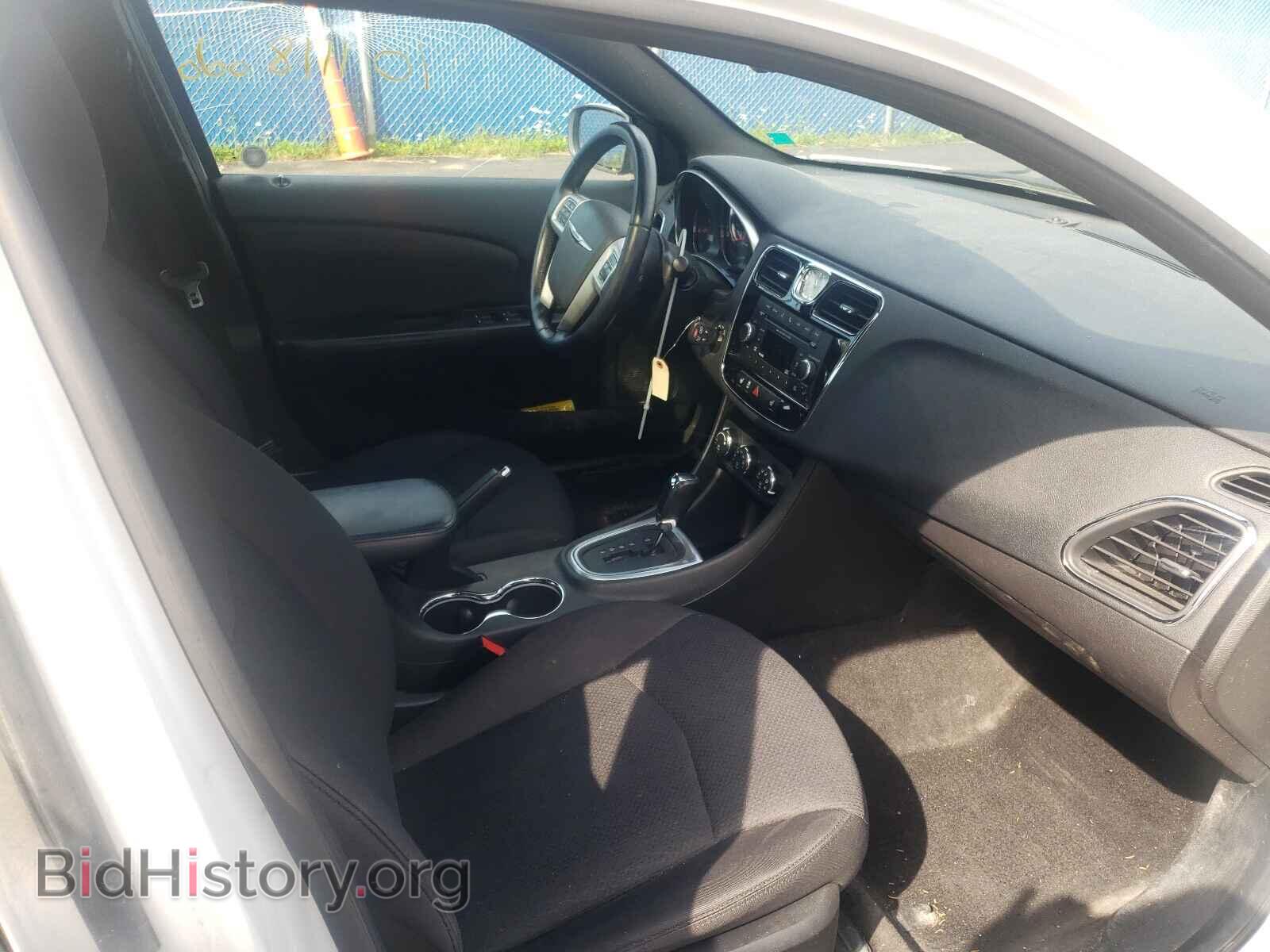 2012 CHRYSLER 200 - VIN: 1C3CCBBG9CN239701 - Фото 5