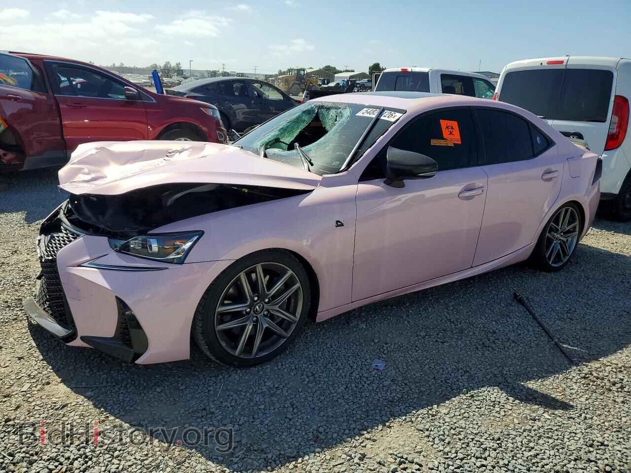 Photo JTHBE1D29H5030638 - LEXUS IS 2017
