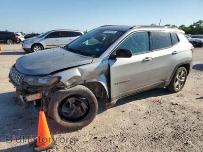 2022 Jeep COMPASS Latitude, серебристый — VIN 3C4NJDBB4NT200186, Copart