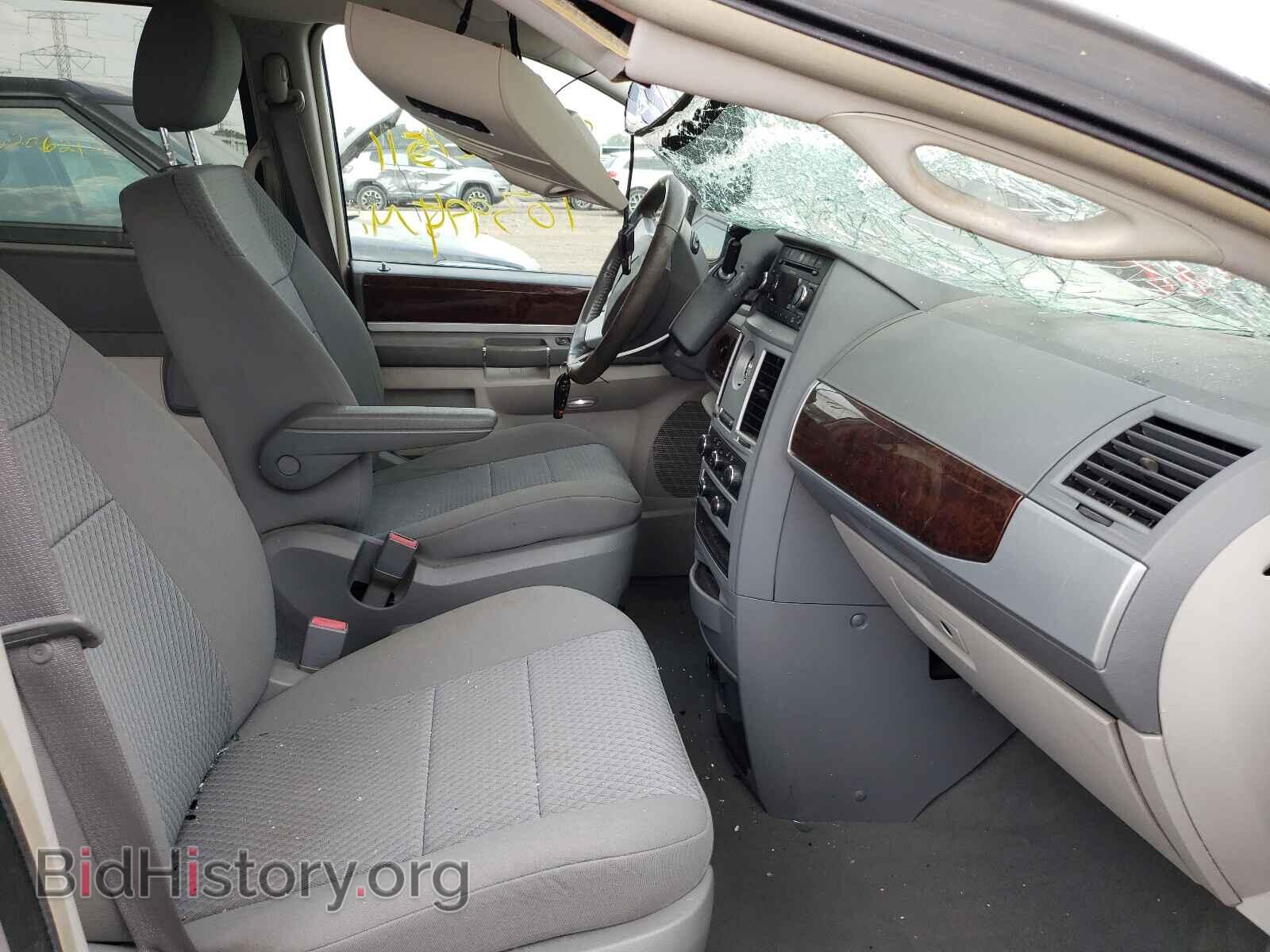 2010 CHRYSLER MINIVAN - VIN: 2A4RR5D17AR103348 - Фото 5
