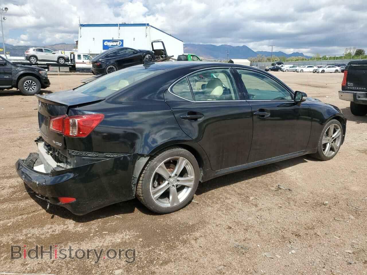 2011 LEXUS IS - VIN: JTHBF5C21B5138832 - Photo 3