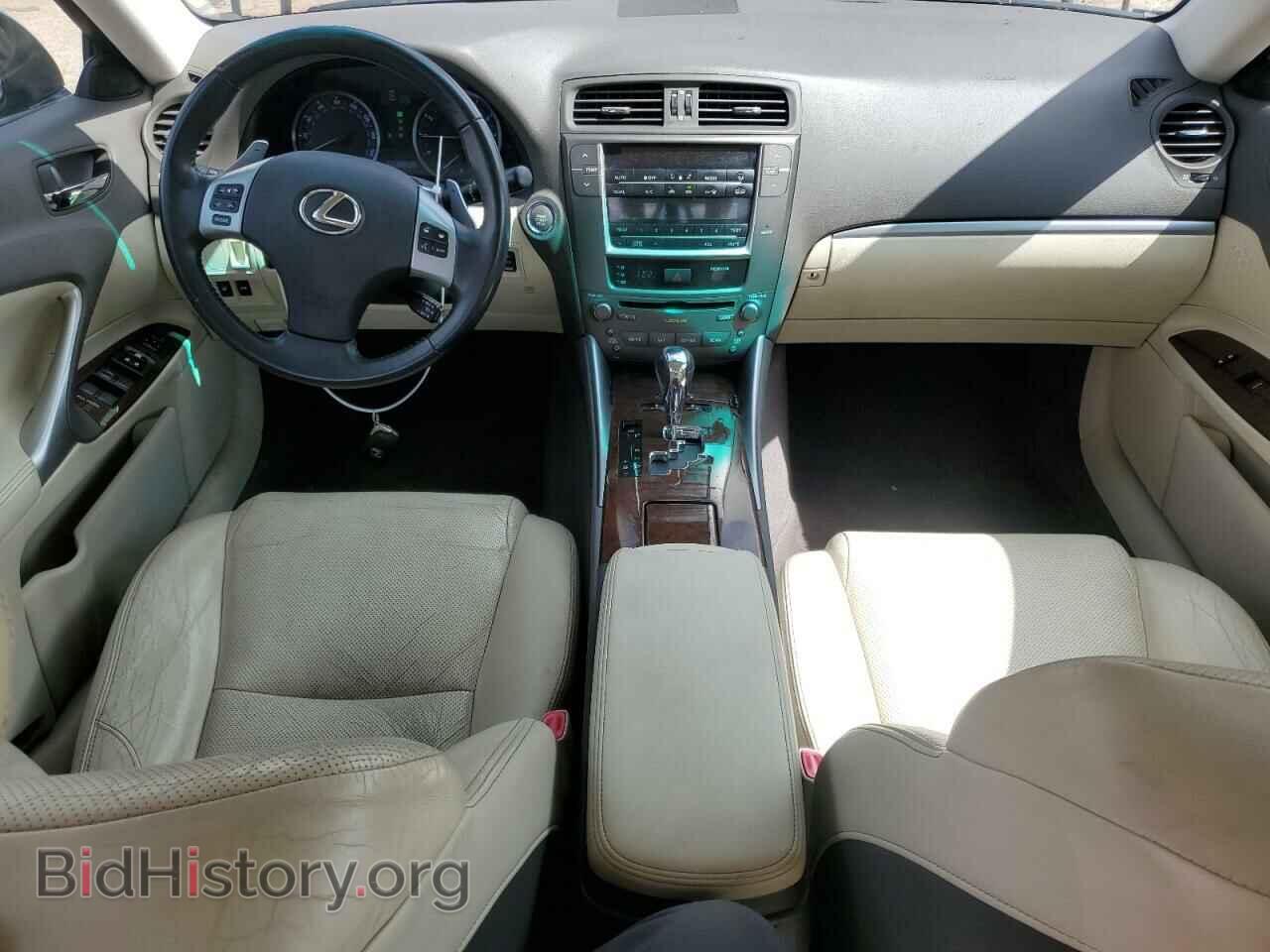 2011 LEXUS IS - VIN: JTHBF5C21B5138832 - Photo 8