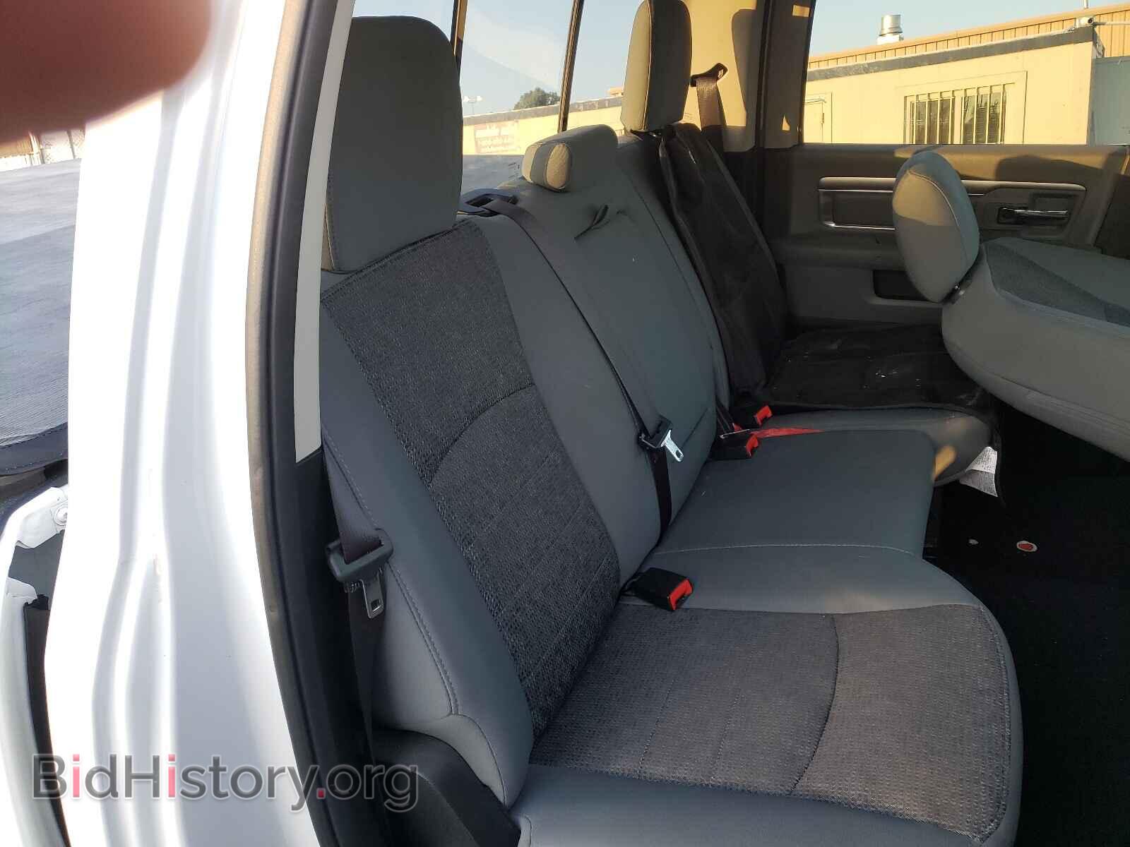 2017 RAM 1500 - VIN: 3C6RR7LT0HG640736 - Фото 6