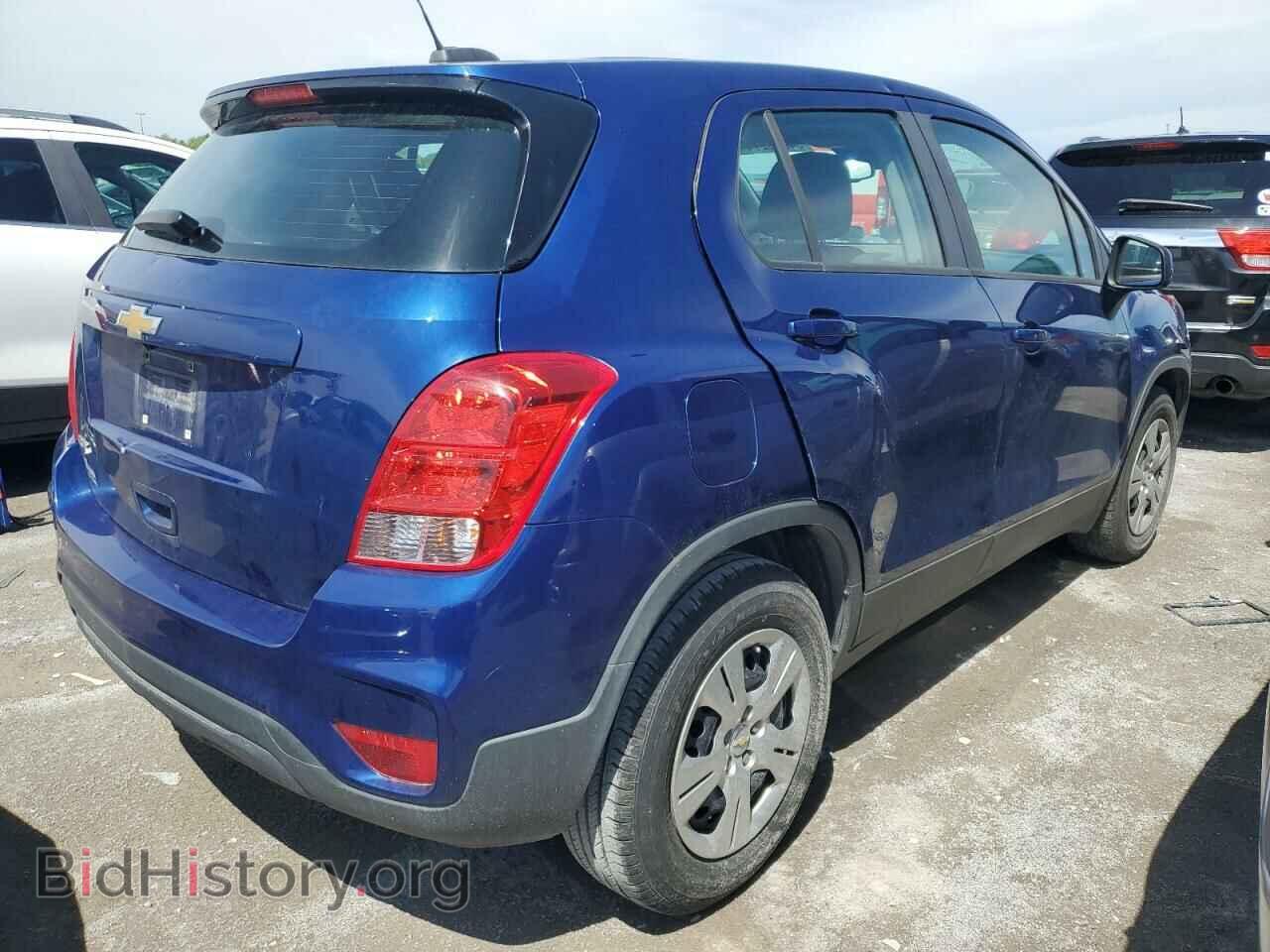 2017 CHEVROLET TRAX - VIN: 3GNCJKSB3HL145818 - Фото 3