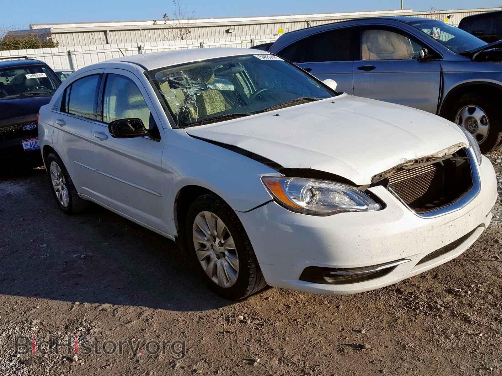 Photo 1C3BC4FB8BN553764 - CHRYSLER 200 2011