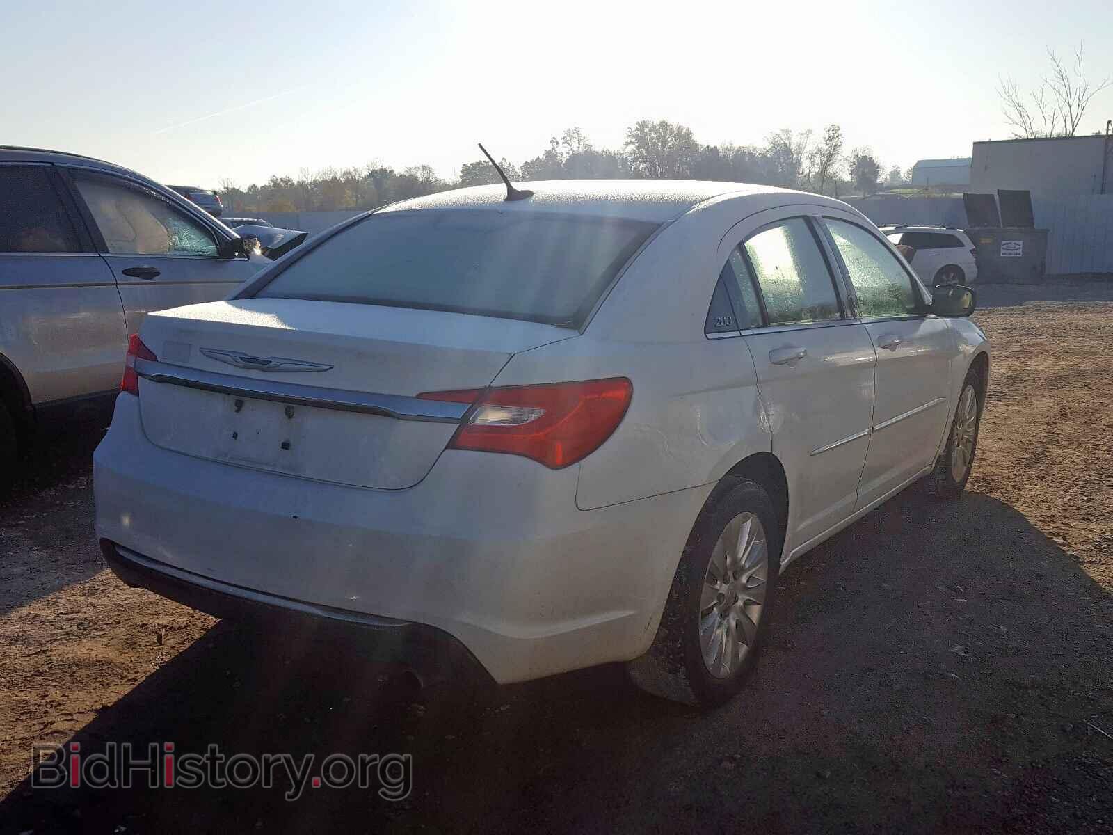 2011 CHRYSLER 200 - VIN: 1C3BC4FB8BN553764 - Photo 4