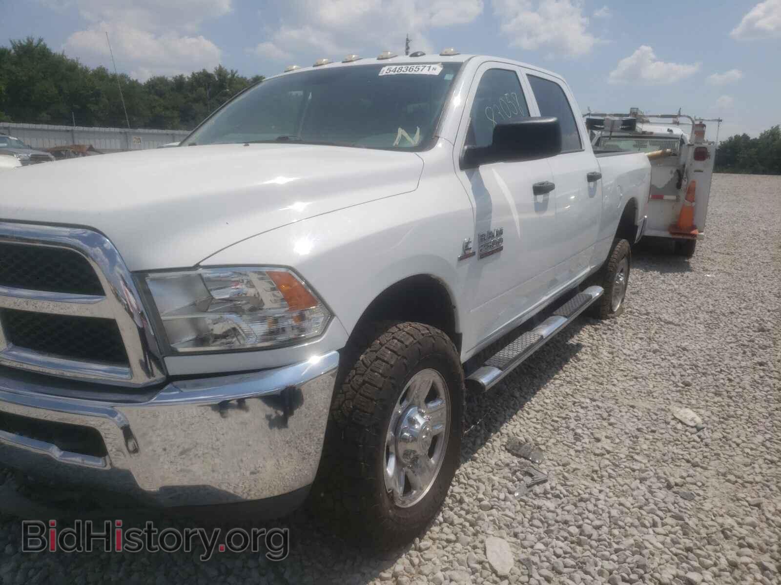 2017 RAM 2500 - VIN: 3C6UR5CL2HG634175 - Фото 2