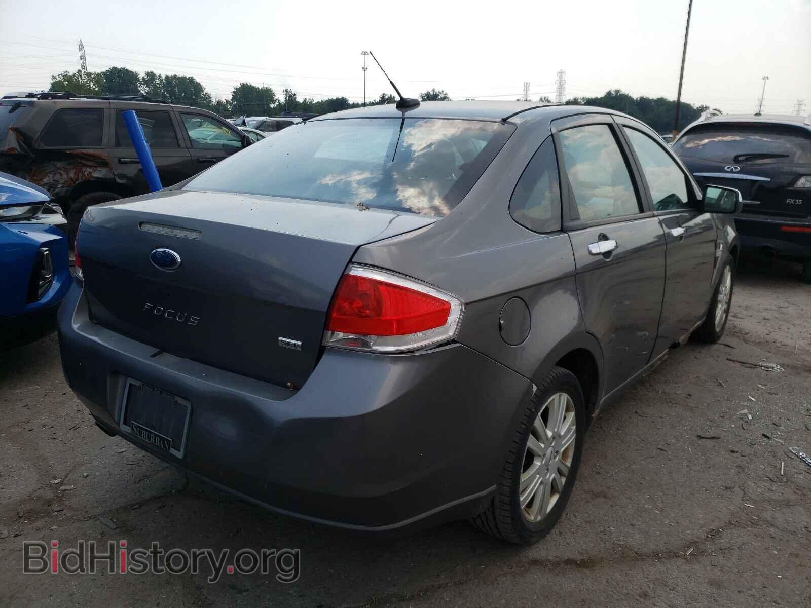2009 FORD FOCUS - VIN: 1FAHP37NX9W102701 - Фото 4