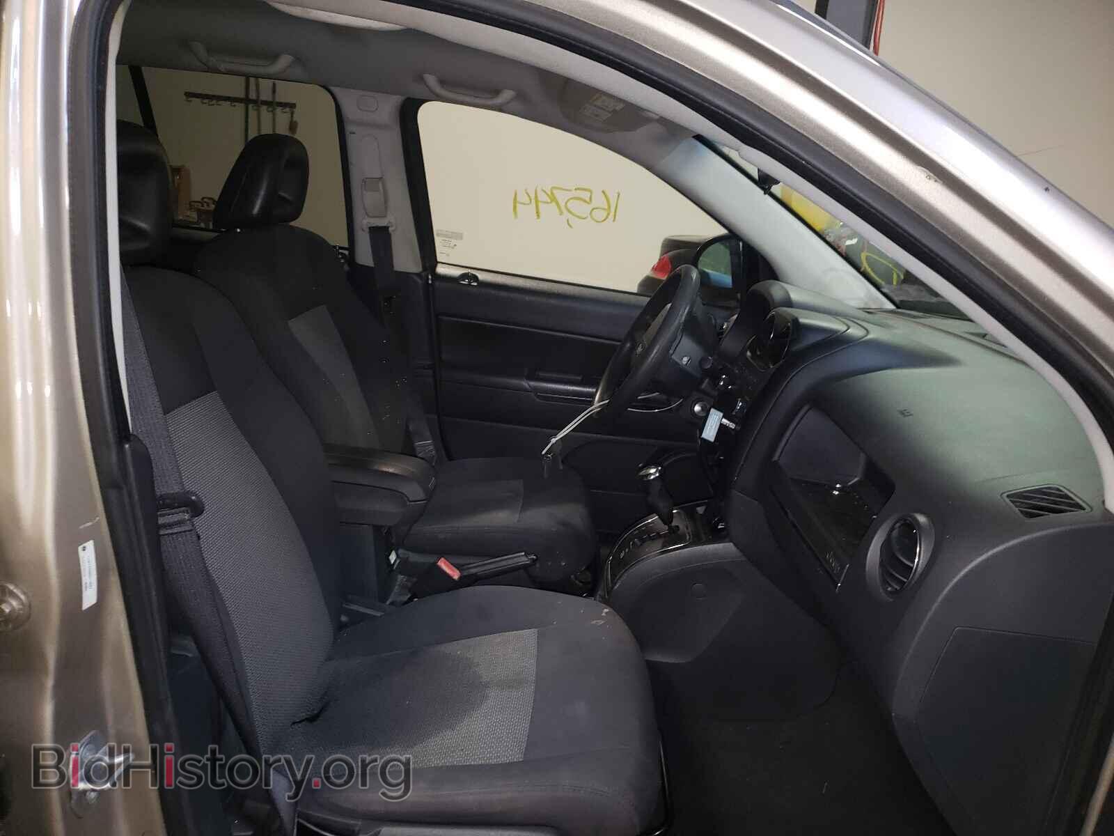 2009 JEEP COMPASS - VIN: 1J4FT47A89D114027 - Photo 5