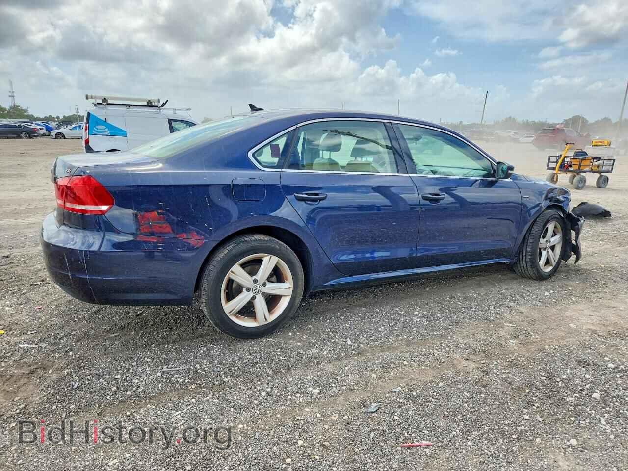 2015 VOLKSWAGEN PASSAT - VIN: 1VWAS7A30FC107618 - Фото 3