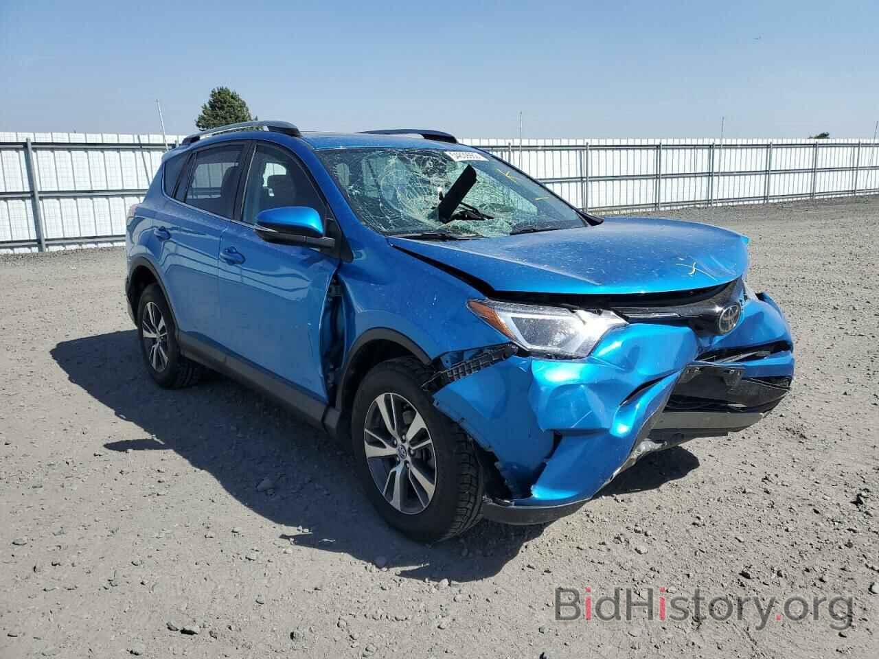 Photo 2T3RFREV9JW751898 - TOYOTA RAV4 2018