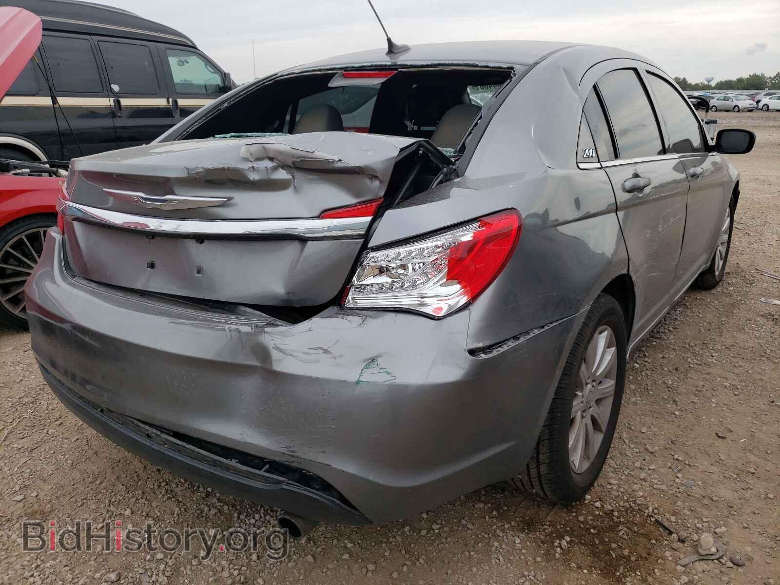 2011 CHRYSLER 200 - VIN: 1C3BC1FB3BN607874 - Фото 4