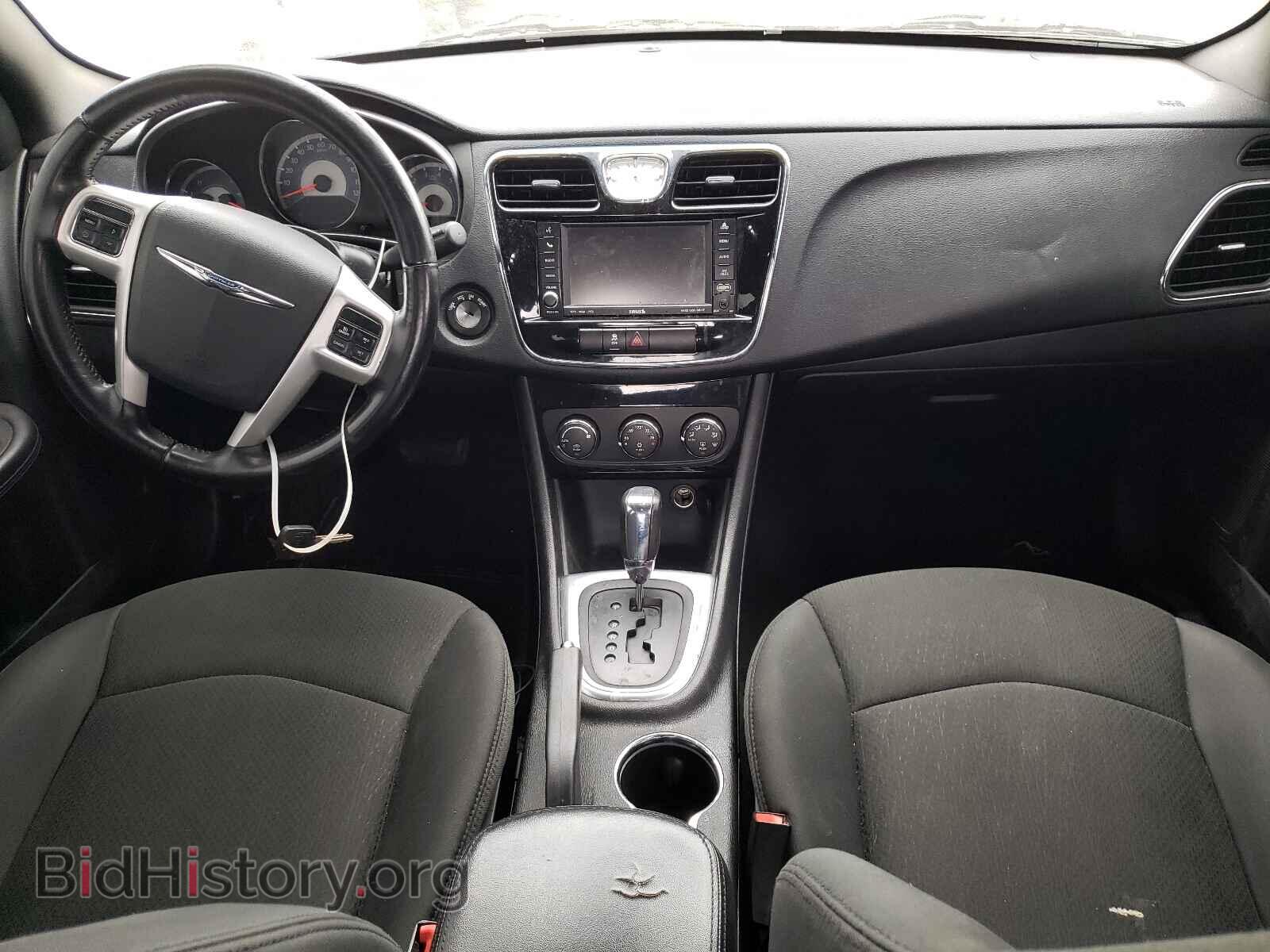 2011 CHRYSLER 200 - VIN: 1C3BC1FB3BN607874 - Фото 9