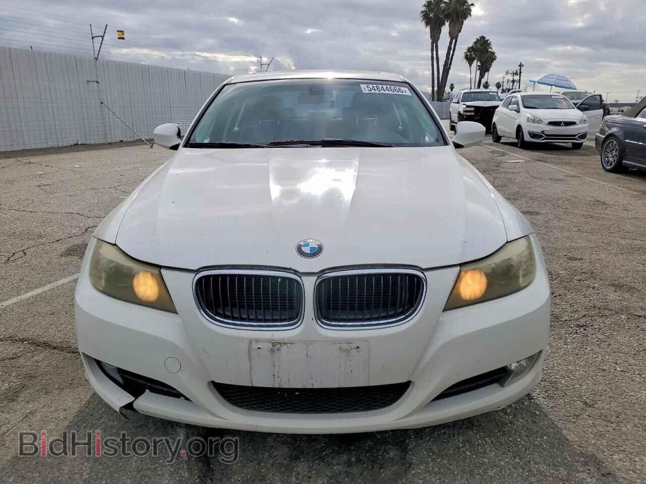 2011 BMW 3 SERIES - VIN: WBAPH5C53BA441983 - Photo 5
