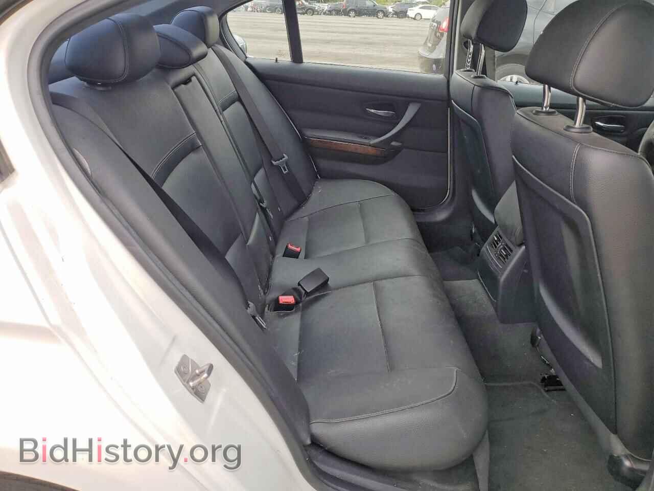 2011 BMW 3 SERIES - VIN: WBAPH5C53BA441983 - Photo 10