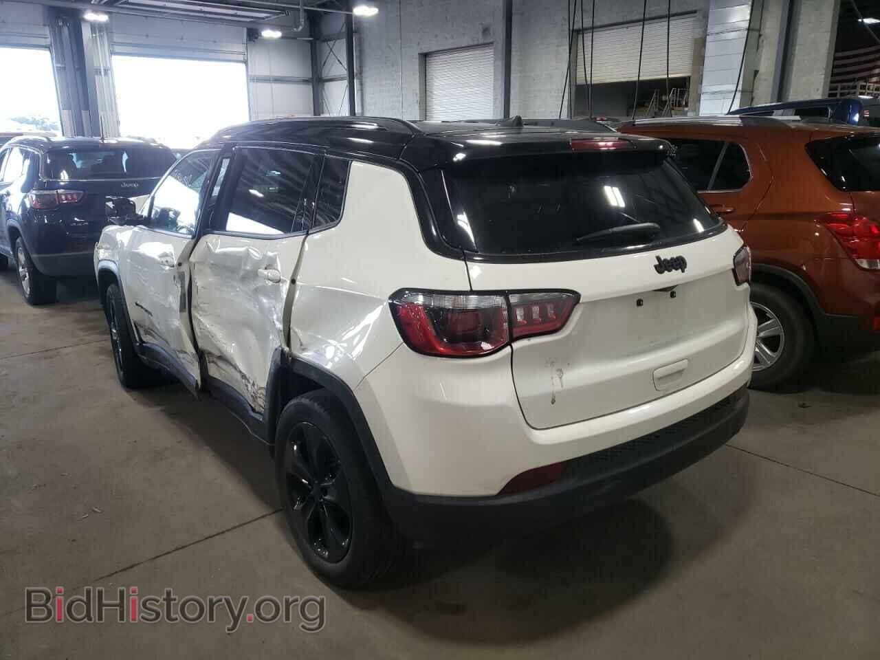 2018 JEEP COMPASS - VIN: 3C4NJCBB6JT327378 - Фото 3