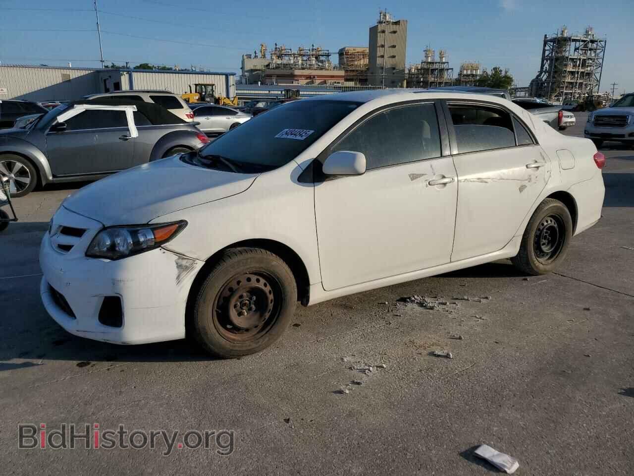 Photo 2T1BU4EE3BC588509 - TOYOTA COROLLA 2011