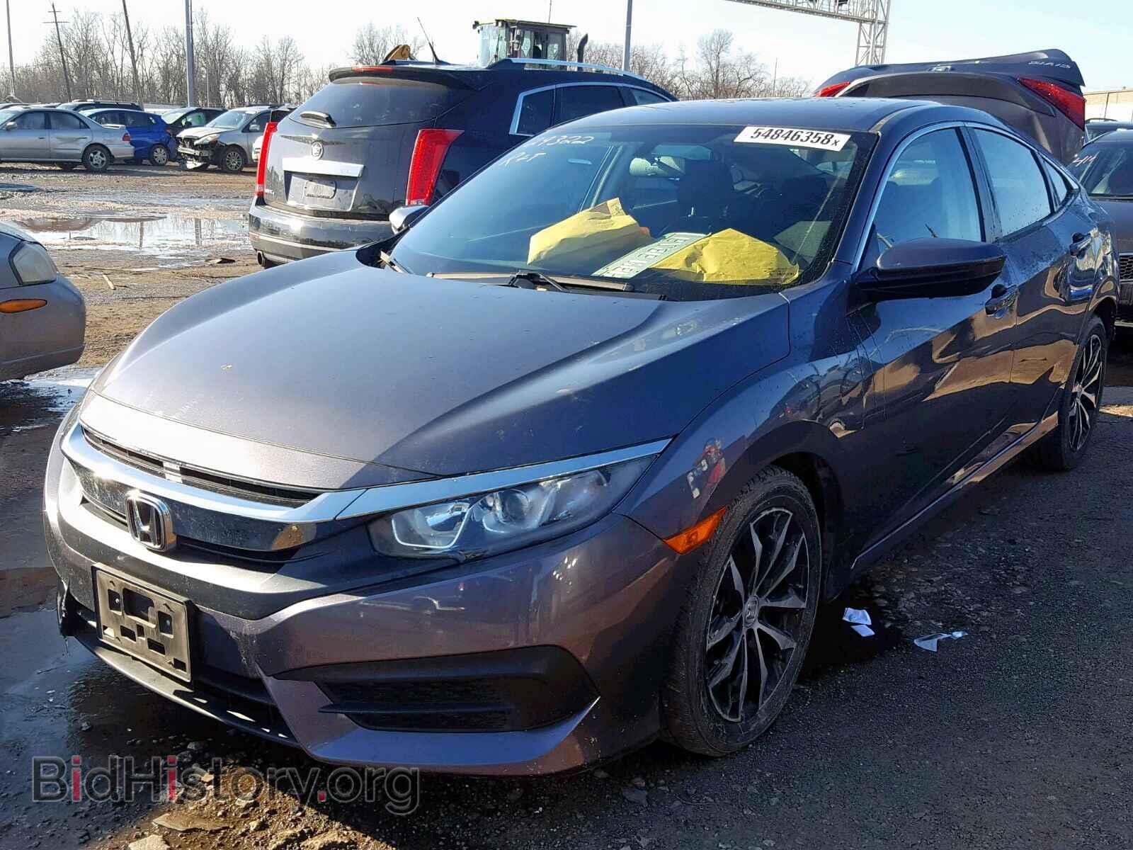 2017 HONDA CIVIC LX - VIN: 19XFC2F5XHE010389 - Фото 2