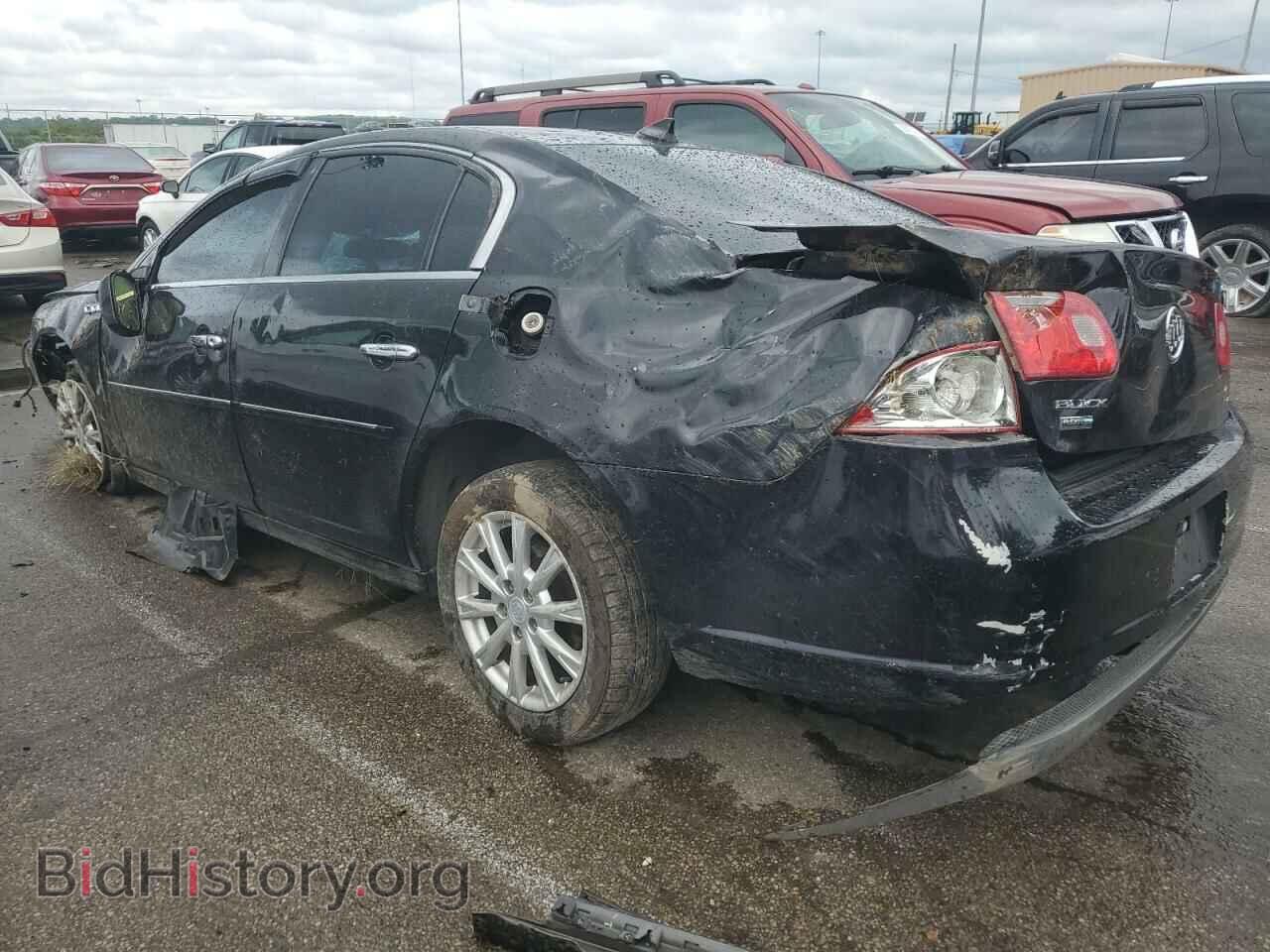 2011 BUICK LUCERNE - VIN: 1G4HC5EM7BU102437 - Фото 2