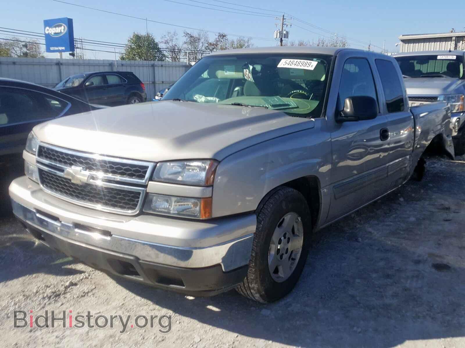 2006 CHEVROLET SILVERADO - VIN: 1GCEC19T16Z173532 - Фото 2