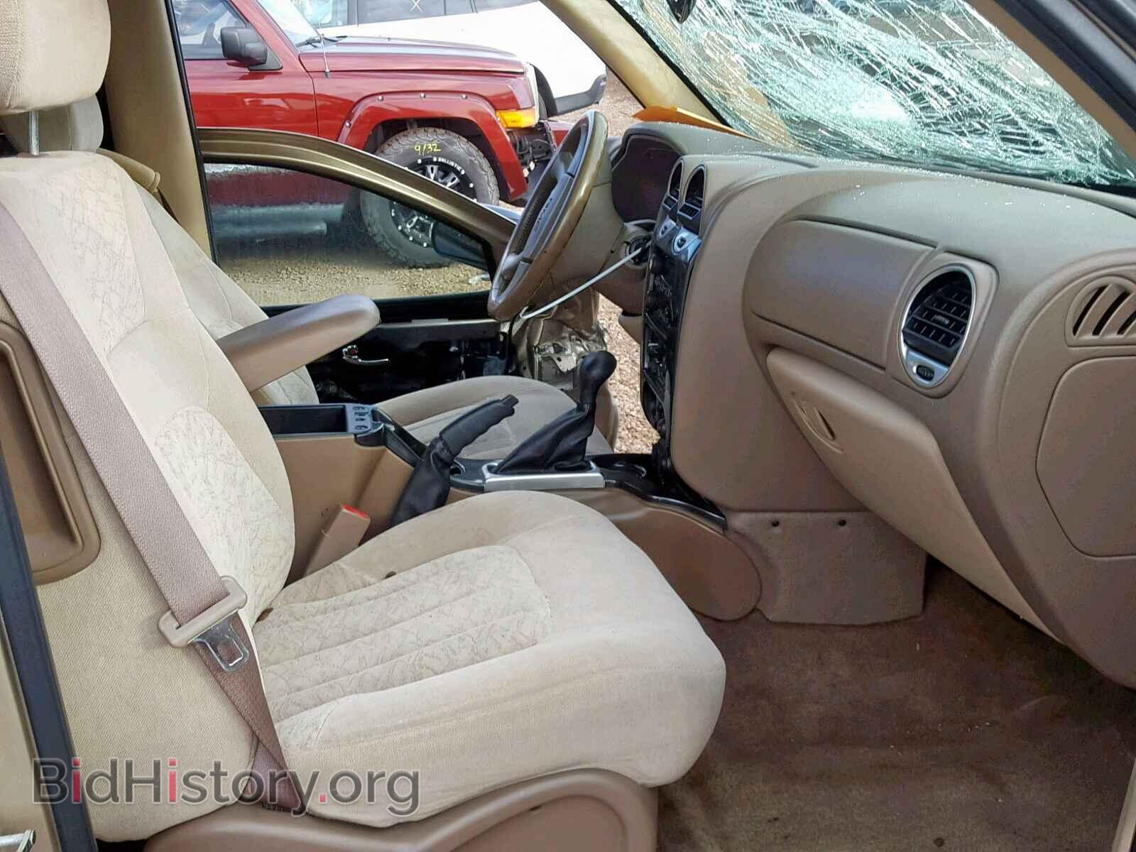 2004 GMC ENVOY - VIN: 1GKDS13S542425792 - Photo 5