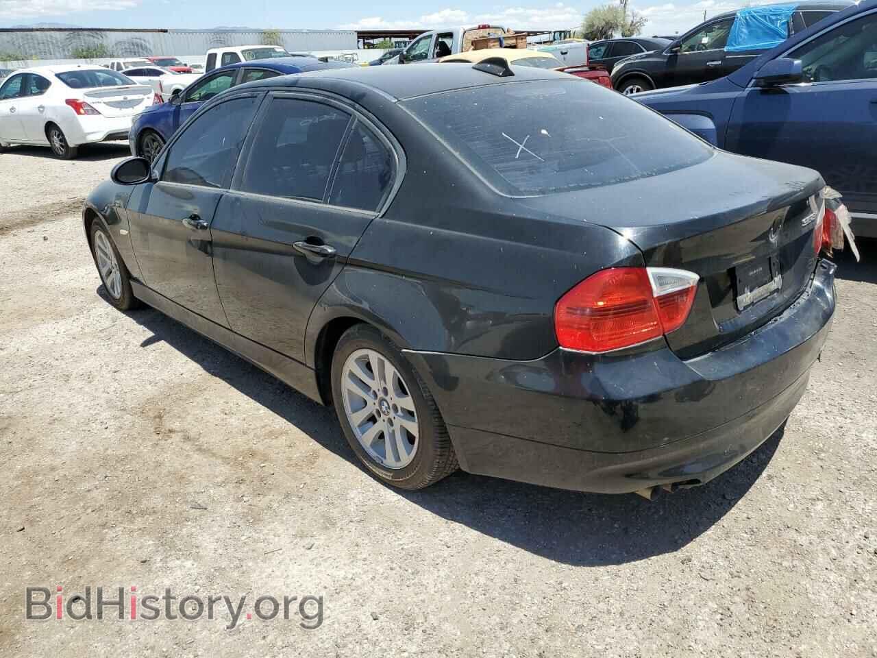 2007 BMW 3 SERIES - VIN: WBAVA33577P141139 - Фото 2