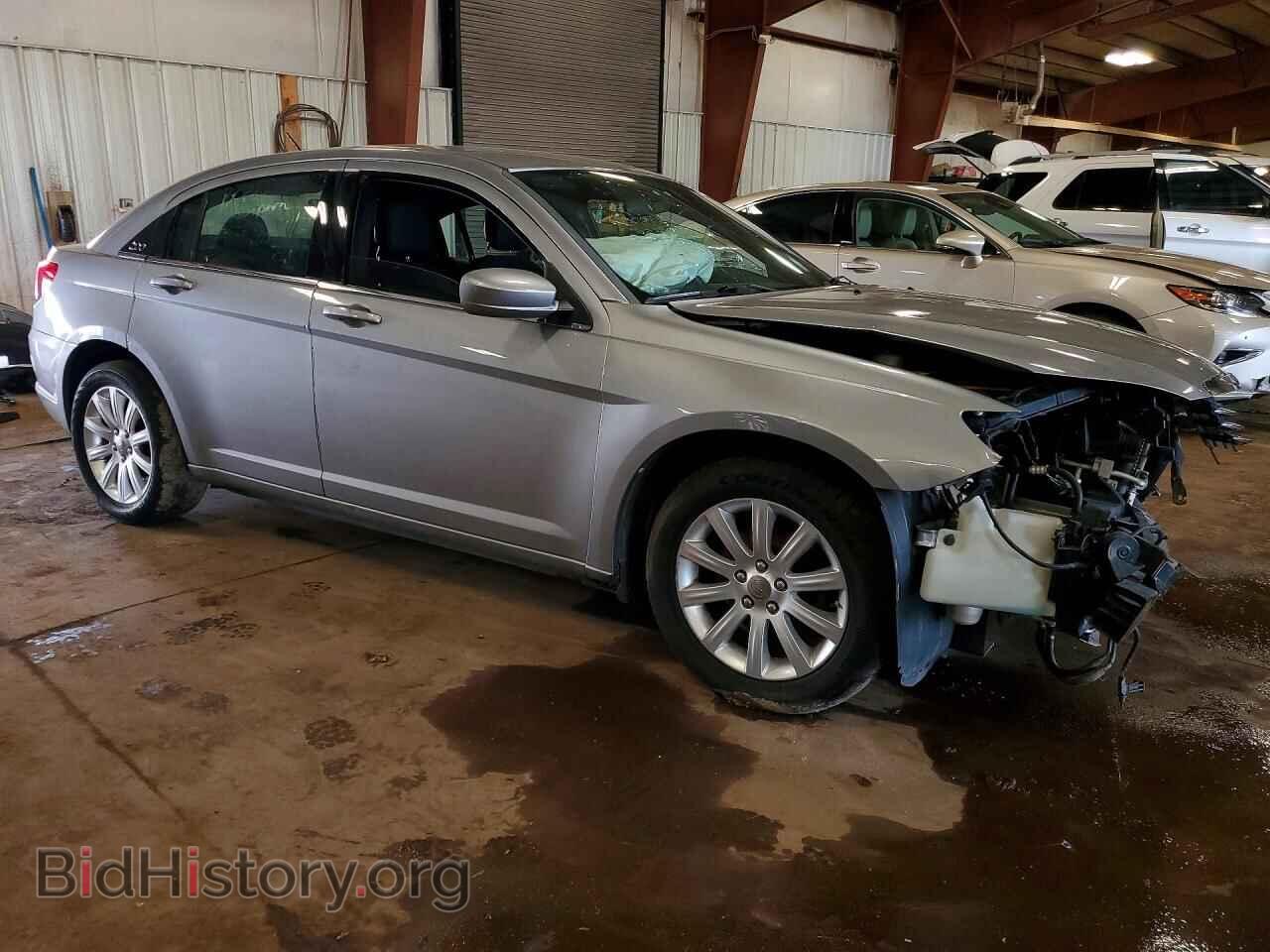 2013 CHRYSLER 200 - VIN: 1C3CCBBB3DN601382 - Фото 4