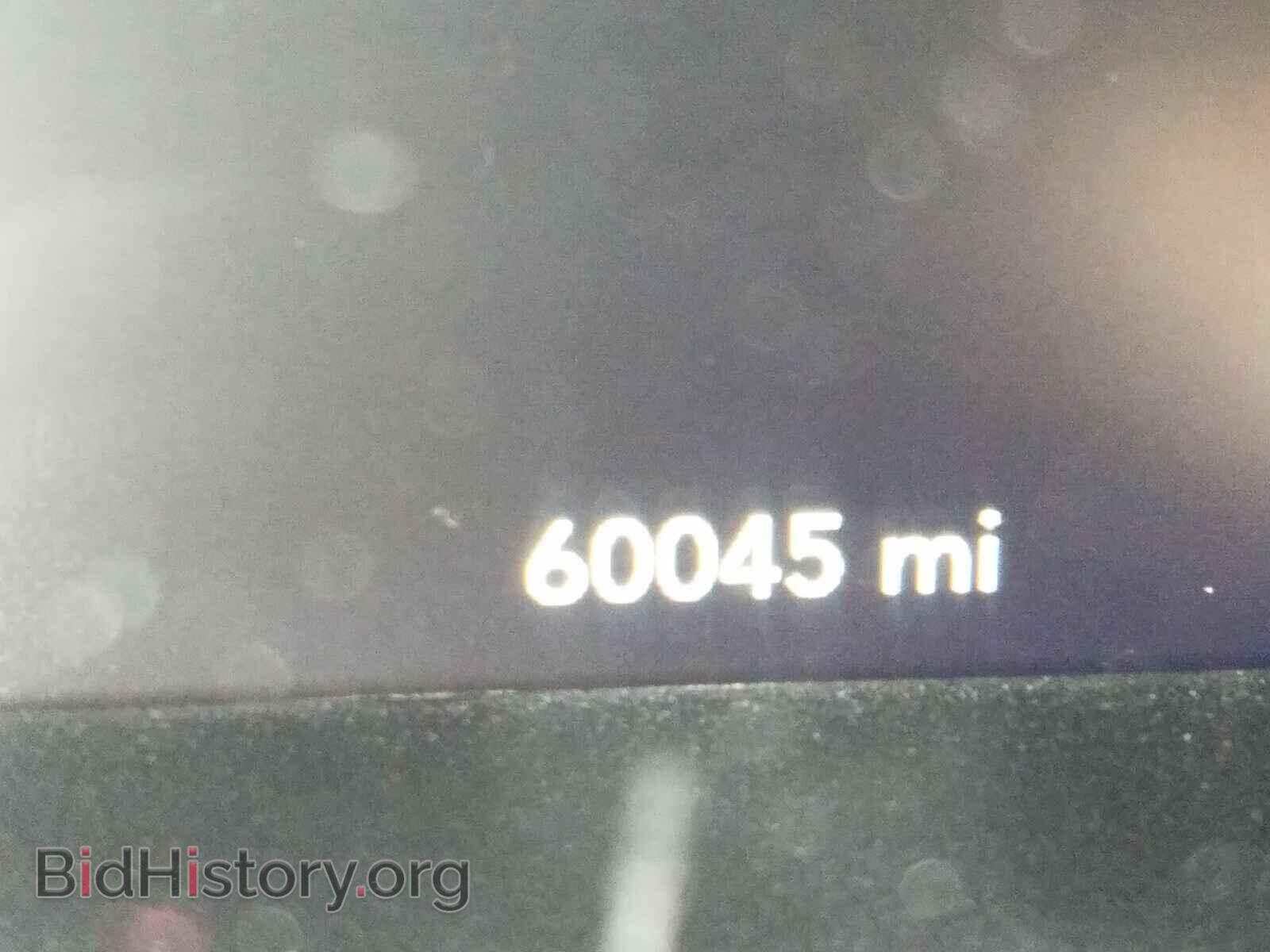 2017 DODGE CHALLENGER - VIN: 2C3CDZBT2HH619403 - Photo 8