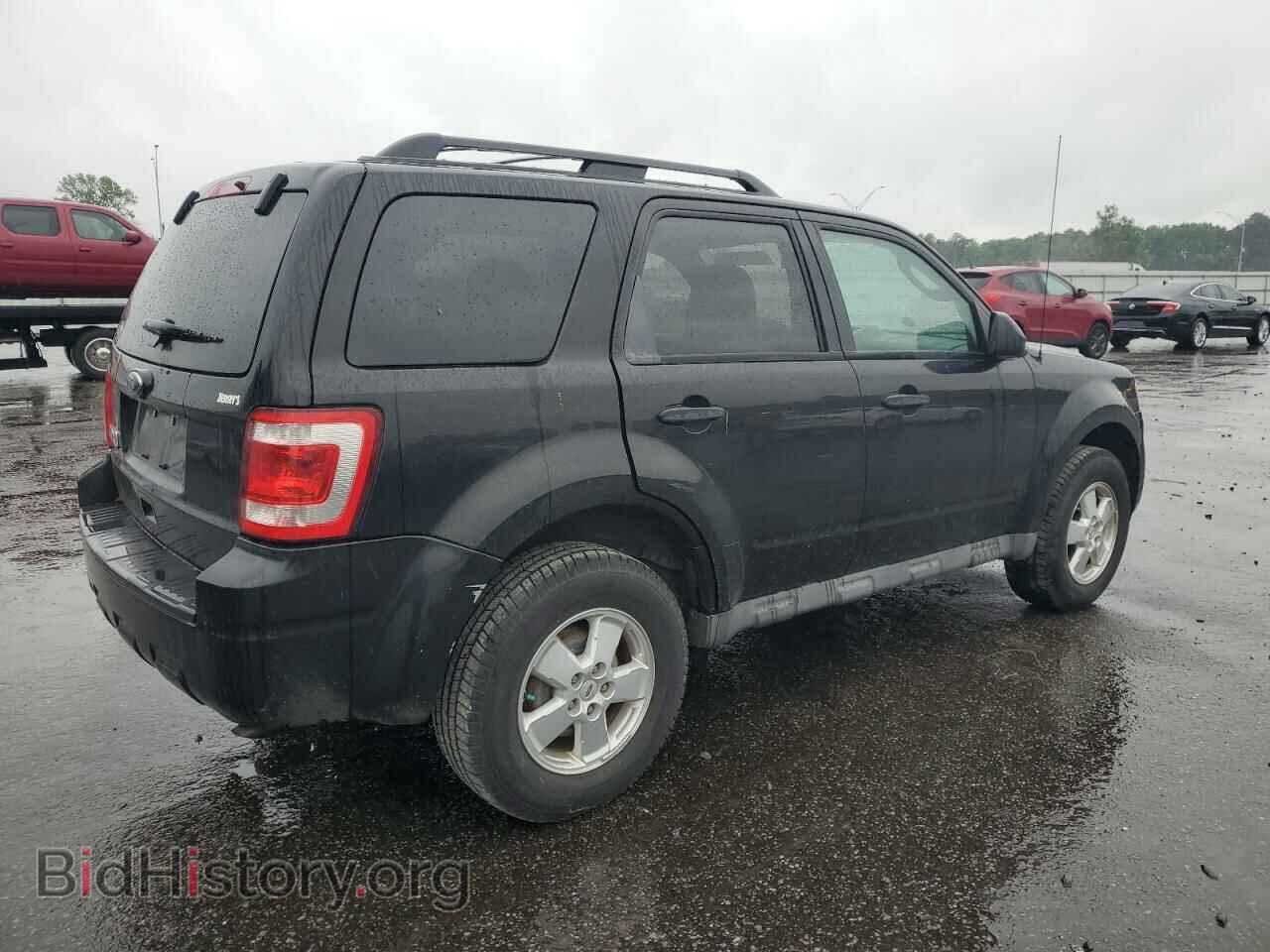 2011 FORD ESCAPE - VIN: 1FMCU0D71BKA19913 - Фото 3
