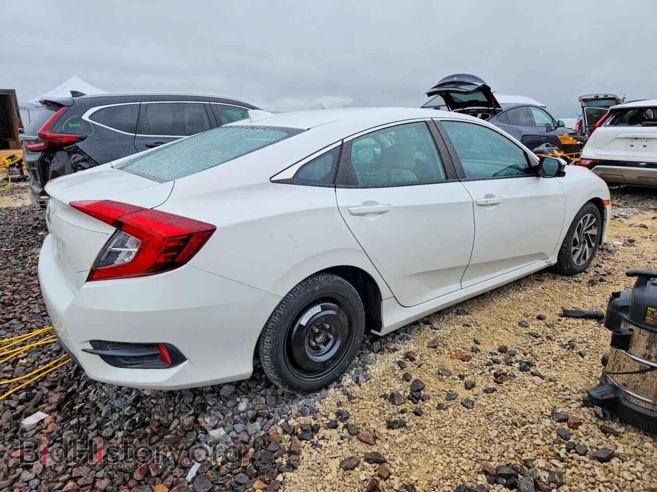 2017 HONDA CIVIC - VIN: 19XFC2F82HE029433 - Фото 3