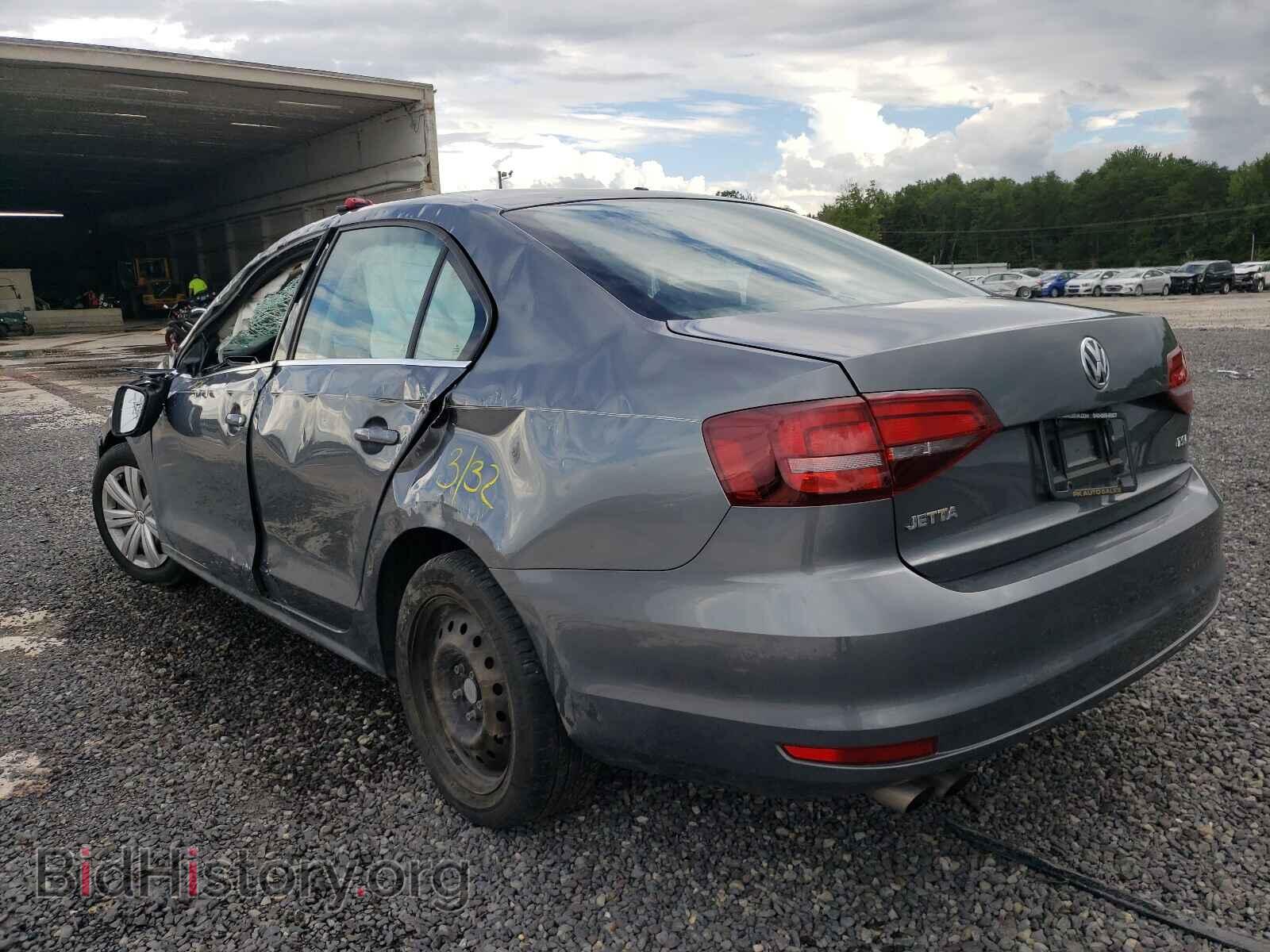 2017 VOLKSWAGEN JETTA - VIN: 3VW2B7AJ2HM331672 - Photo 3