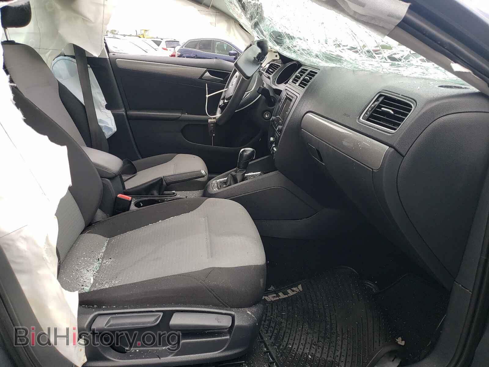 2017 VOLKSWAGEN JETTA - VIN: 3VW2B7AJ2HM331672 - Photo 5